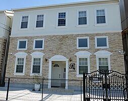 メゾン佛欄西A・B