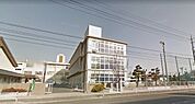 小学校「岡山市立西小学校まで746ｍ」