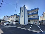 法界院駅より徒歩7分 築47年2ヶ月 3階建の賃貸物件