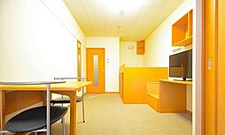 レオパレスＴＲＥ 2階1Kのリビング/ダイニング