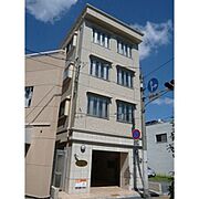 東中央町駅より徒歩5分 1階 築13年8ヶ月の賃貸物件