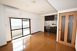 アリベ国富II 6階2LDKのリビング/ダイニング