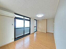 フローラ都紀β 2階1Kのリビング/ダイニング