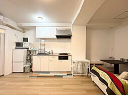 ベルメゾン池袋高知ビル 4LDKの室内