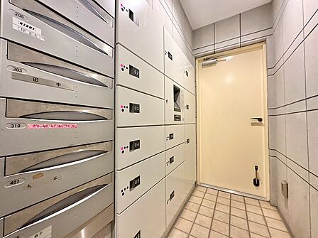 到着時間を気にしたり、再配達の連絡をする手間がかかりません。