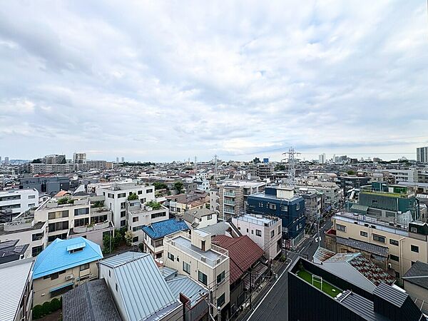 眺望や窓からの景色が良いと、家で過ごす時間も快適です。