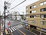 バルコニー：眺望や窓からの景色が良いと、家で過ごす時間も快適です。