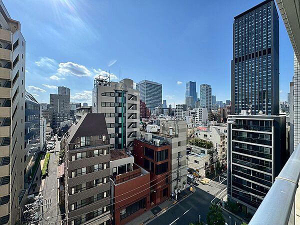 眺望や窓からの景色が良いと、家で過ごす時間も快適です。