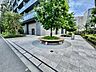 その他：マンションの敷地内には、中庭もございます。