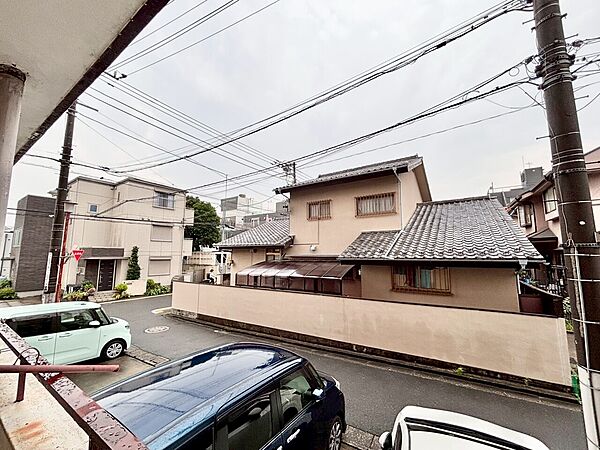 眺望や窓からの景色が良いと、家で過ごす時間も快適です。