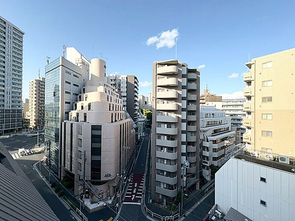 陽当たり・通風・開放感に恵まれた環境です。