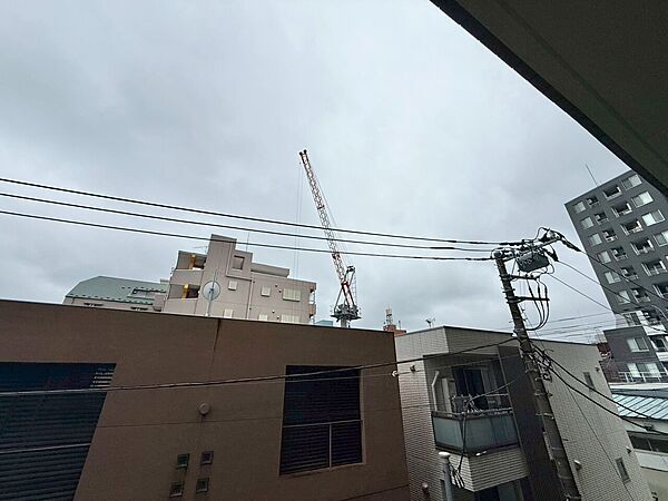 眺望や窓からの景色が良いと、家で過ごす時間も快適です。