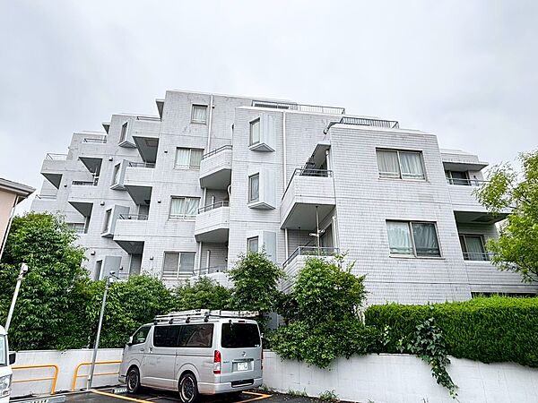 忙しく過ぎゆく日常を置き去るほど、ゆったりした時間が流れる住環境。