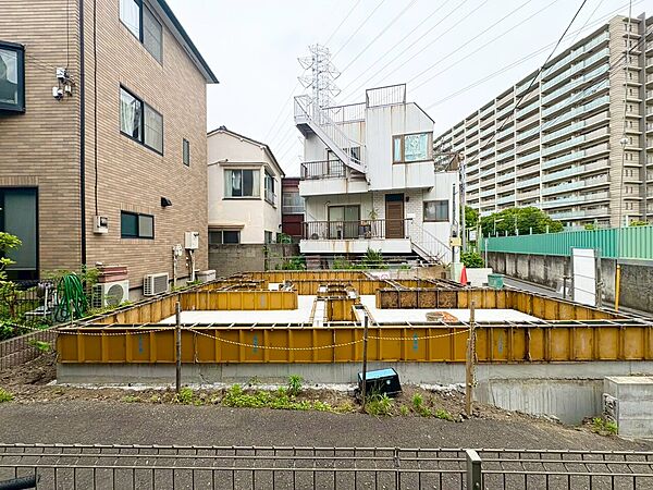 忙しく過ぎゆく日常を置き去るほど、ゆったりした時間が流れる住環境。