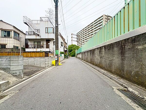 アクセスに優れ、ビジネスにもプライベートにも広範囲にカバーします。