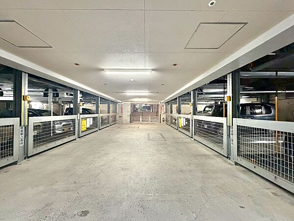 駐車スペースが嬉しいですね。※空き状況は都度ご確認下さい。