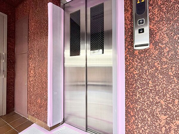 エレベーター完備のため荷物が多くなっても安心。