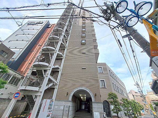 忙しく過ぎゆく日常を置き去るほど、ゆったりした時間が流れる住環境。