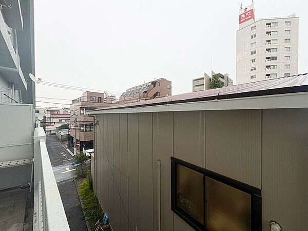 眺望や窓からの景色が良いと、家で過ごす時間も快適です。