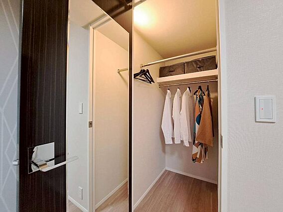 家電やスーツケ...