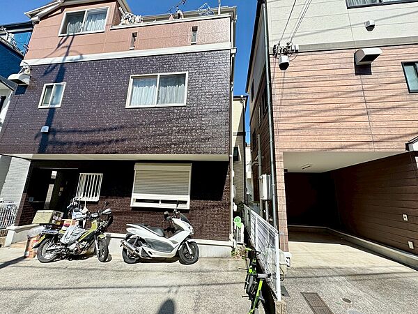 駐輪場も綺麗に整頓されています。