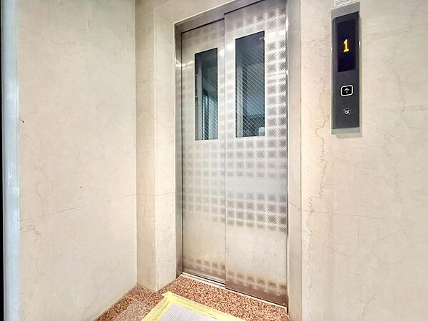 エレベーター完備のため荷物が多くなっても安心。