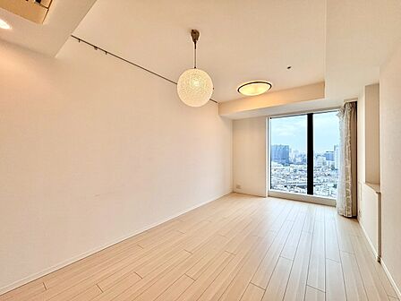 通風・採光に優れ、心地よい光と風が溢れています。