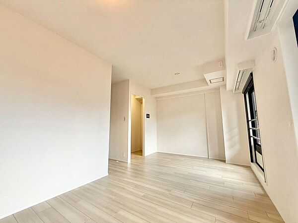 充実した生活は伸びやかな居室空間から始まります。
