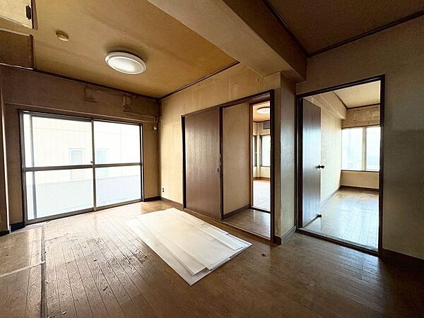 通風・採光に優れ、心地よい光と風が溢れています。