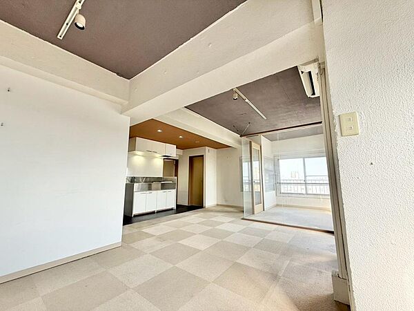 「空間が織り成すひとつ先の住み心地」を演出します。