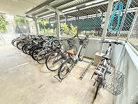 駐輪場も綺麗に整頓されています。※空き状況は都度ご確認下さい。