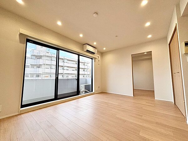 室内を拡大表示