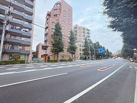 アクセスに優れ、ビジネスにもプライベートにも広範囲にカバーします。
