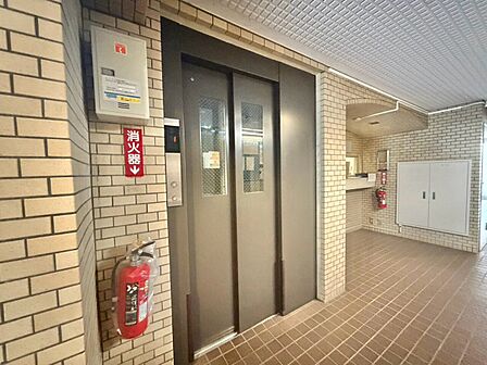 エレベーター完備のため荷物が多くなっても安心。