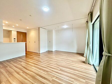 充実した生活は伸びやかな居室空間から始まります。