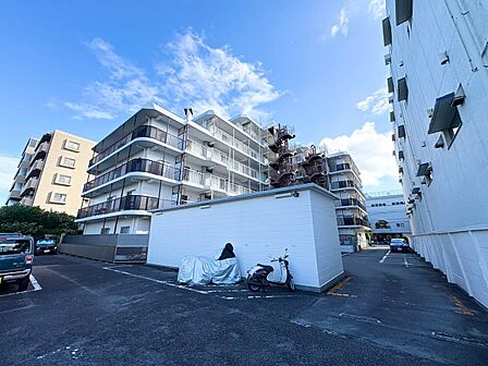 忙しく過ぎゆく日常を置き去るほど、ゆったりした時間が流れる住環境。