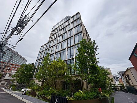 飽きのこないシンプルモダンな外観です。