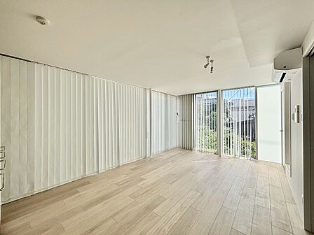 通風・採光に優れ、心地よい光と風が溢れています。