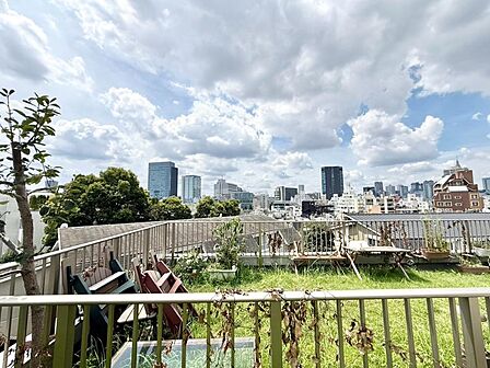 眺望や窓からの景色が良いと、家で過ごす時間も快適です。