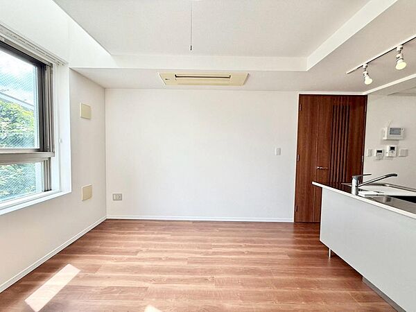 充実した生活は伸びやかな居室空間から始まります。