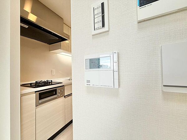 見やすい画面で操作しやすい給湯パネル。
