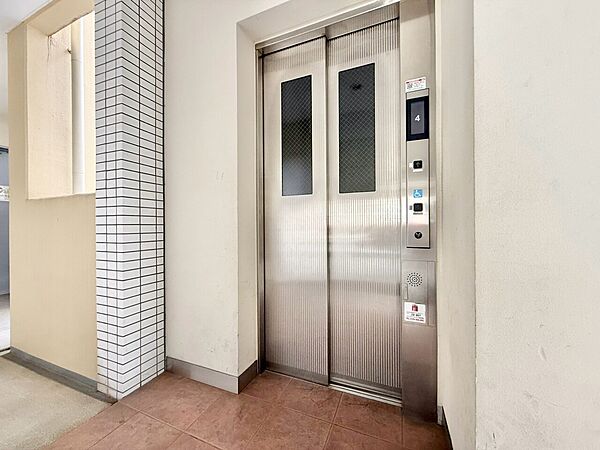 エレベーター完備のため荷物が多くなっても安心。