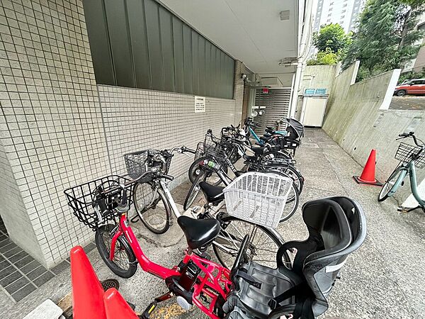 駐輪場も綺麗に整頓されています。※空き状況は都度ご確認下さい。