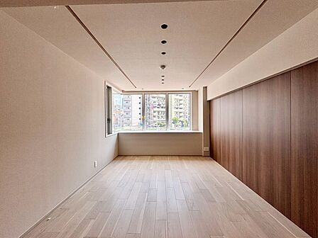 落ち着いた雰囲気に包まれて、伸びやかな空間。