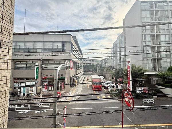 眺望や窓からの景色が良いと、家で過ごす時間も快適です。