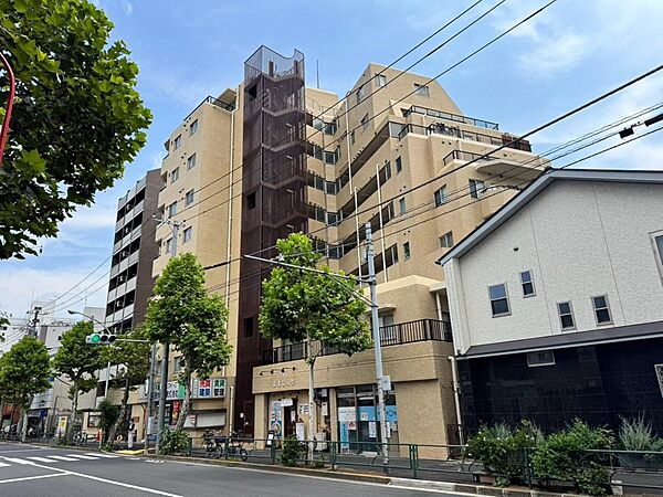 忙しく過ぎゆく日常を置き去るほど、ゆったりした時間が流れる住環境。