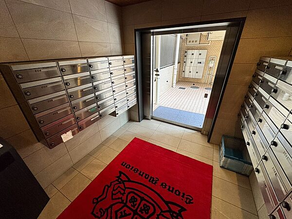 館内は静寂な中が保たれており、管理が行き届いている印象を受けました。