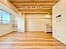 室内：充実した生活は伸びやかな居室空間から始まります。