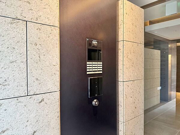 オートロックついていますので、セキュリティ面でも安心です。