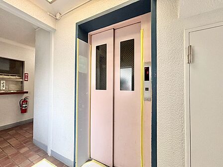 エレベーター完備のため荷物が多くなっても安心。